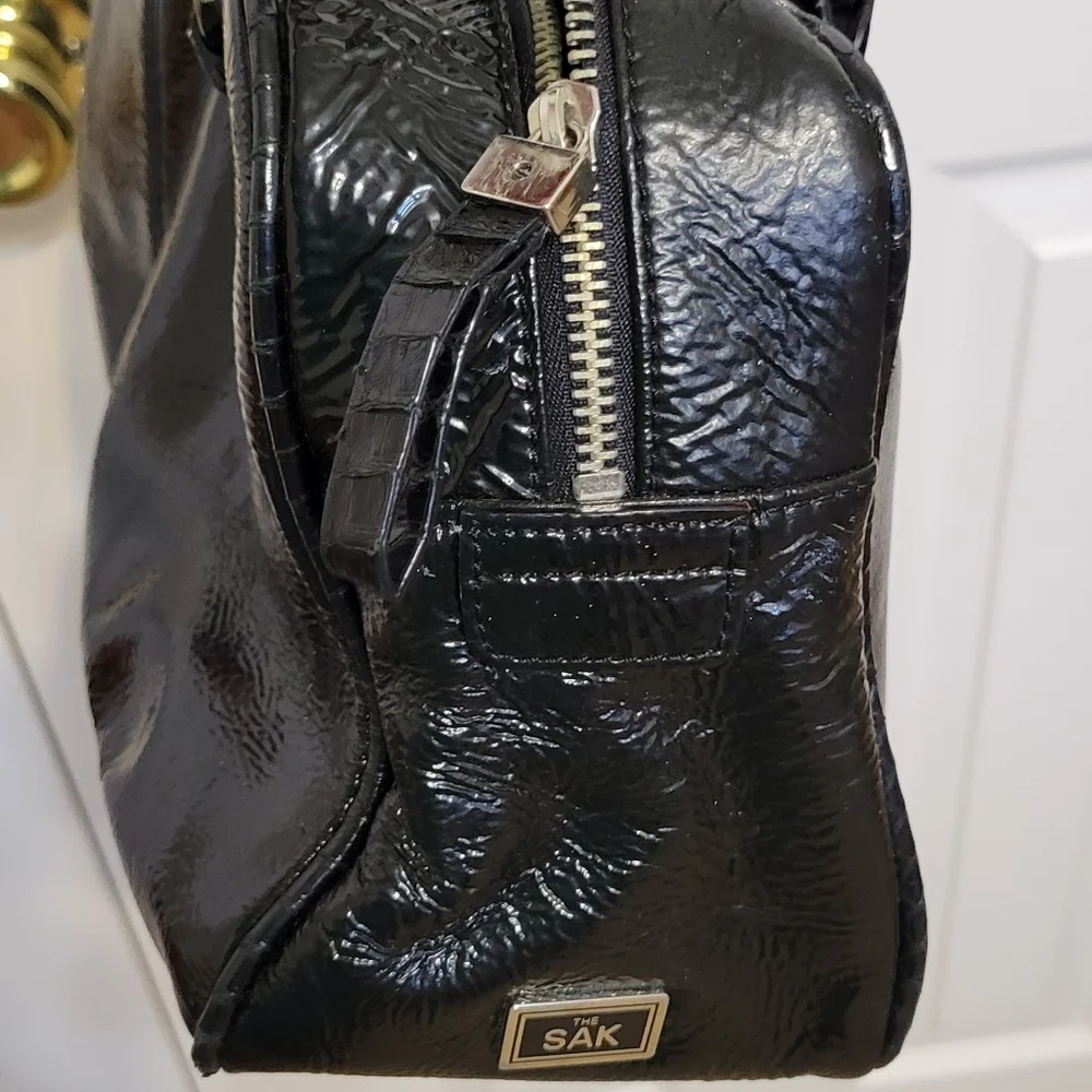 The SAK Elegant Black Patent Leather Handbag Shoulder Bag - LIKE NEW Condition